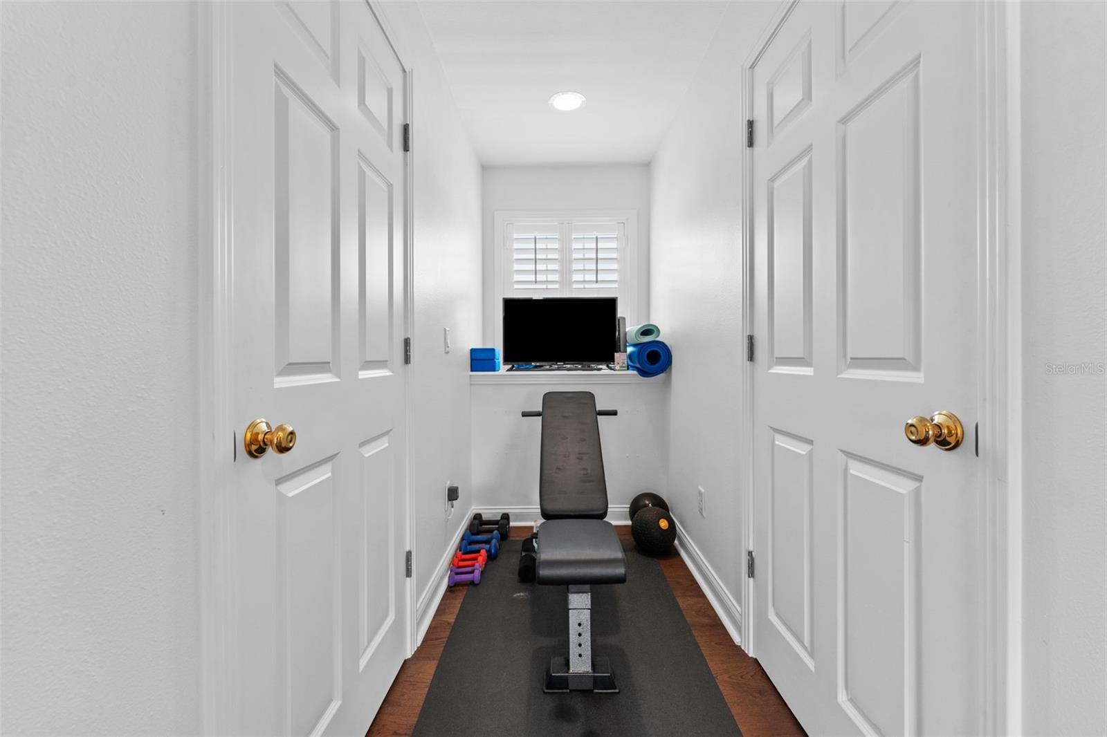 1107 S DUNBAR AVE, TAMPA, FL, 33629