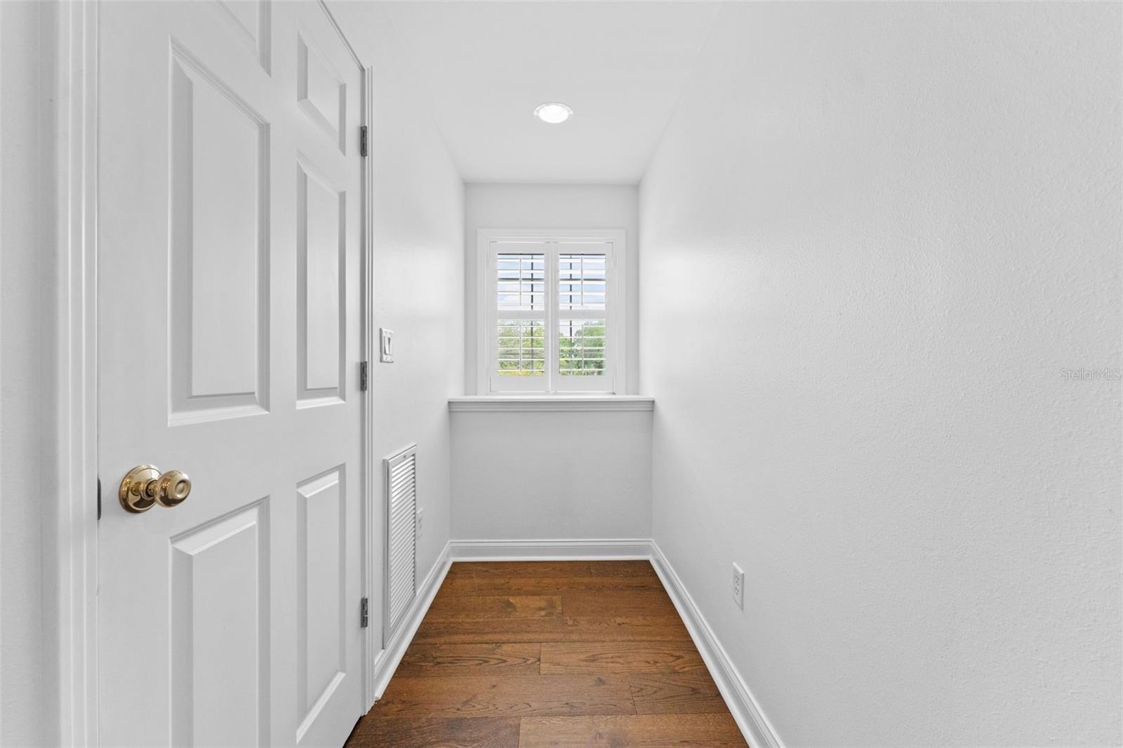 1107 S DUNBAR AVE, TAMPA, FL, 33629