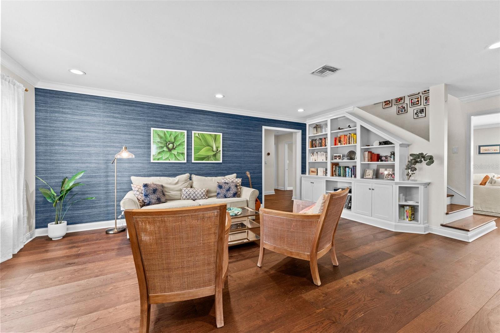 1107 S DUNBAR AVE, TAMPA, FL, 33629