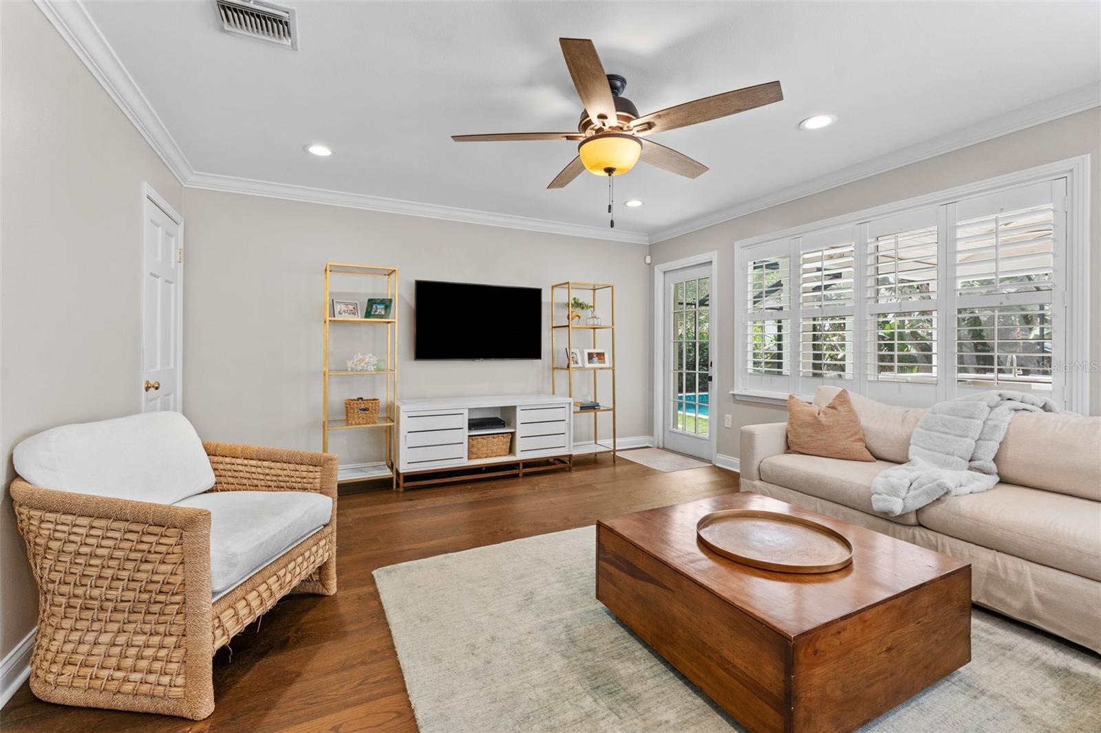 1107 S DUNBAR AVE, TAMPA, FL, 33629