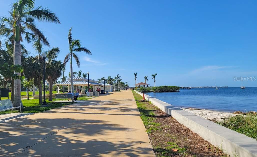 165 W TARPON BLVD NW, PORT CHARLOTTE, FL, 33952