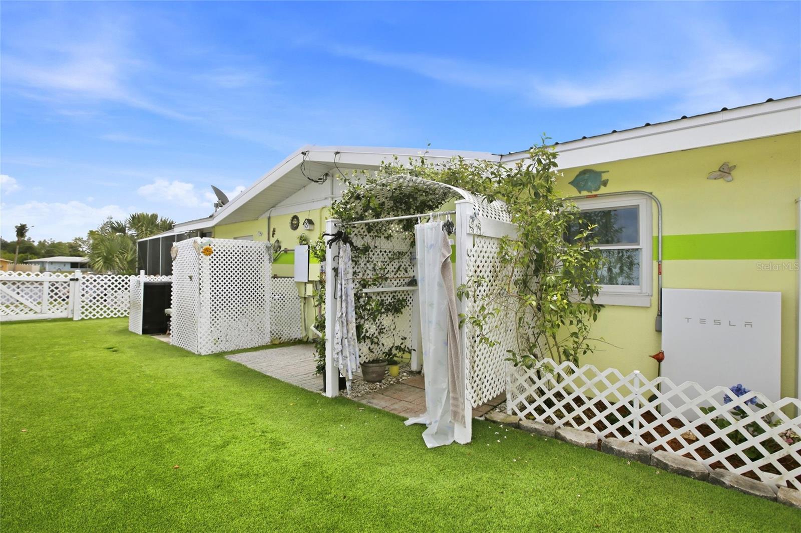 165 W TARPON BLVD NW, PORT CHARLOTTE, FL, 33952