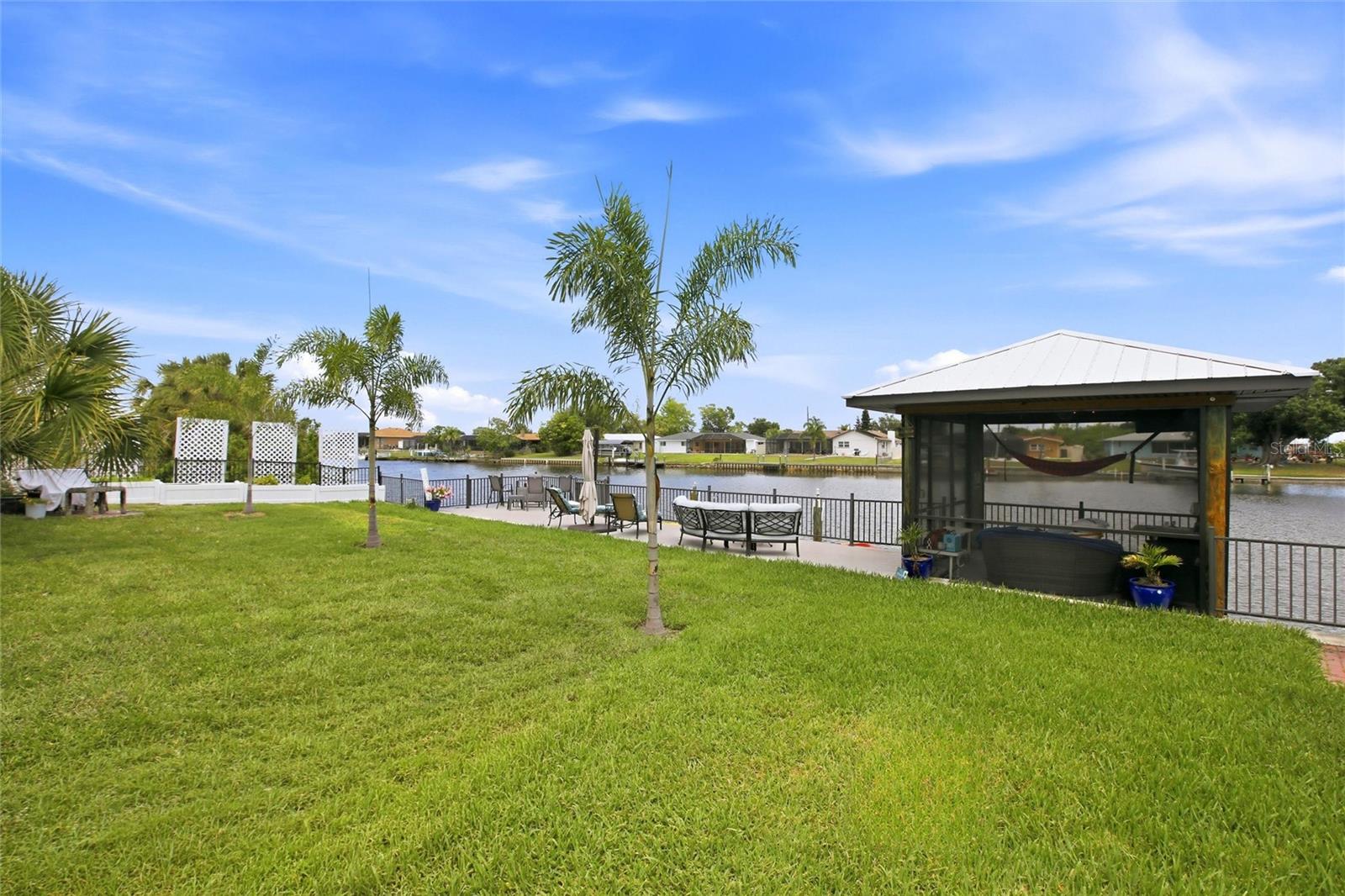 165 W TARPON BLVD NW, PORT CHARLOTTE, FL, 33952