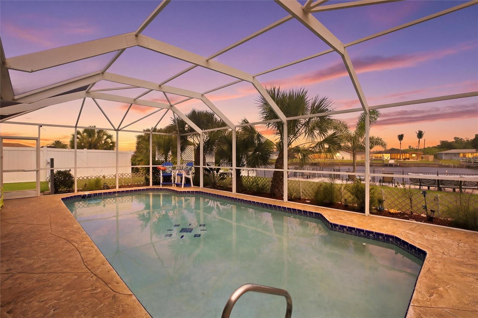 165 W TARPON BLVD NW, PORT CHARLOTTE, FL, 33952