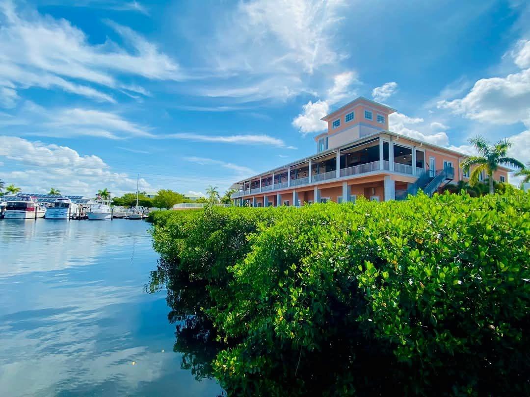 165 W TARPON BLVD NW, PORT CHARLOTTE, FL, 33952