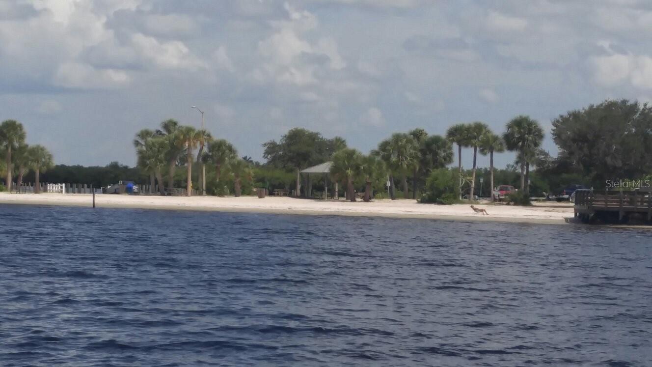 165 W TARPON BLVD NW, PORT CHARLOTTE, FL, 33952