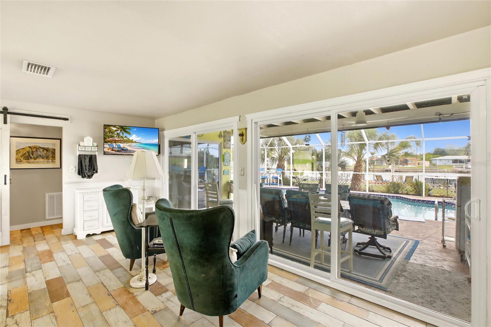 165 W TARPON BLVD NW, PORT CHARLOTTE, FL, 33952