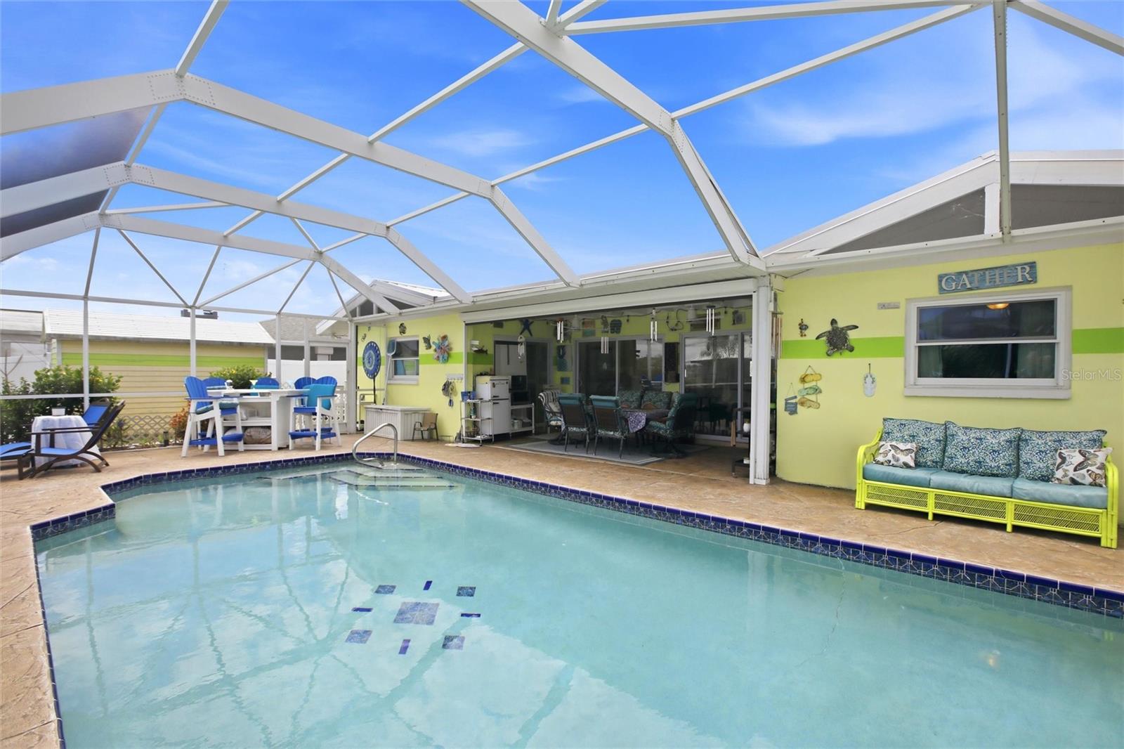 165 W TARPON BLVD NW, PORT CHARLOTTE, FL, 33952