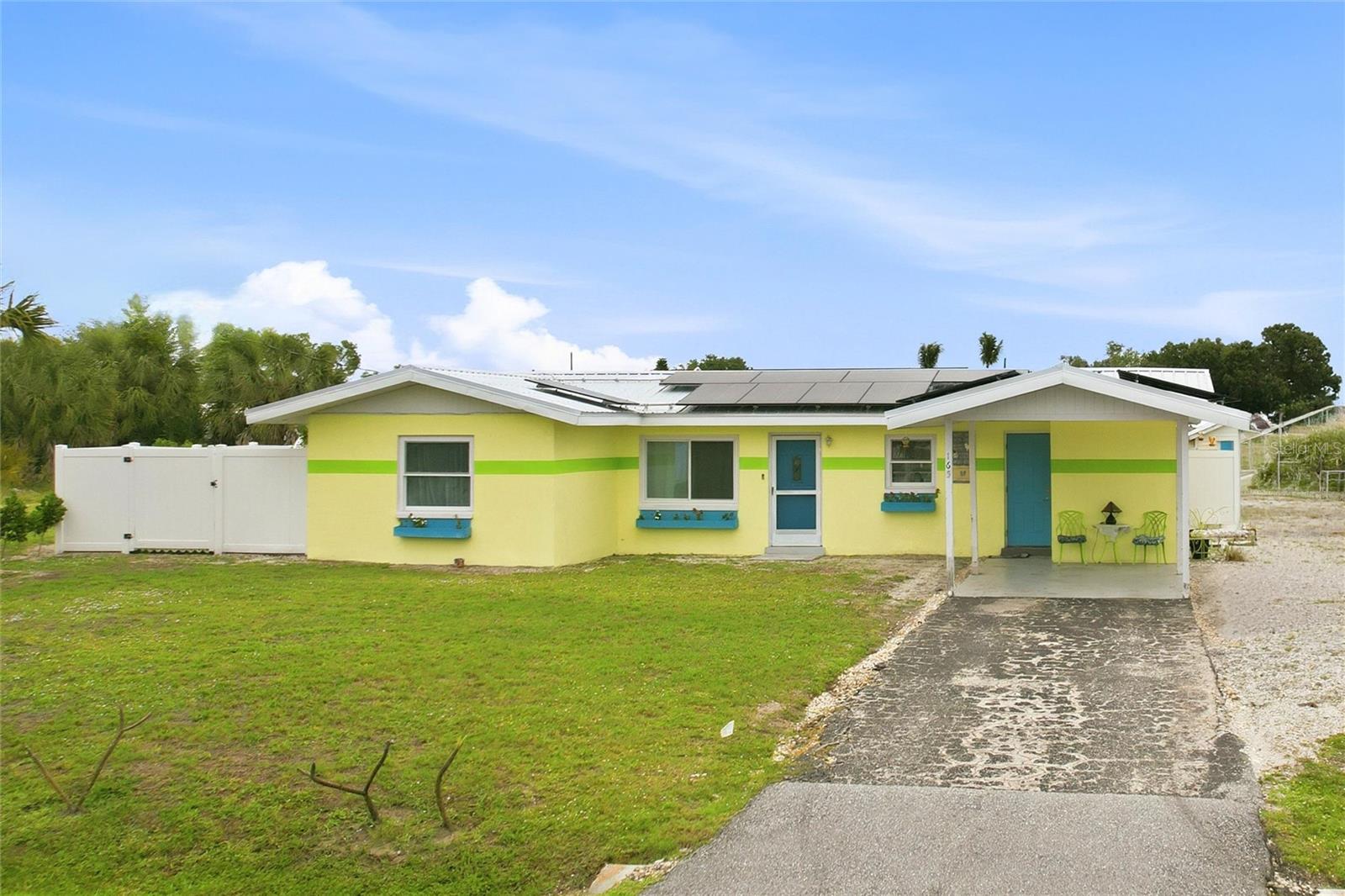 165 W TARPON BLVD NW, PORT CHARLOTTE, FL, 33952