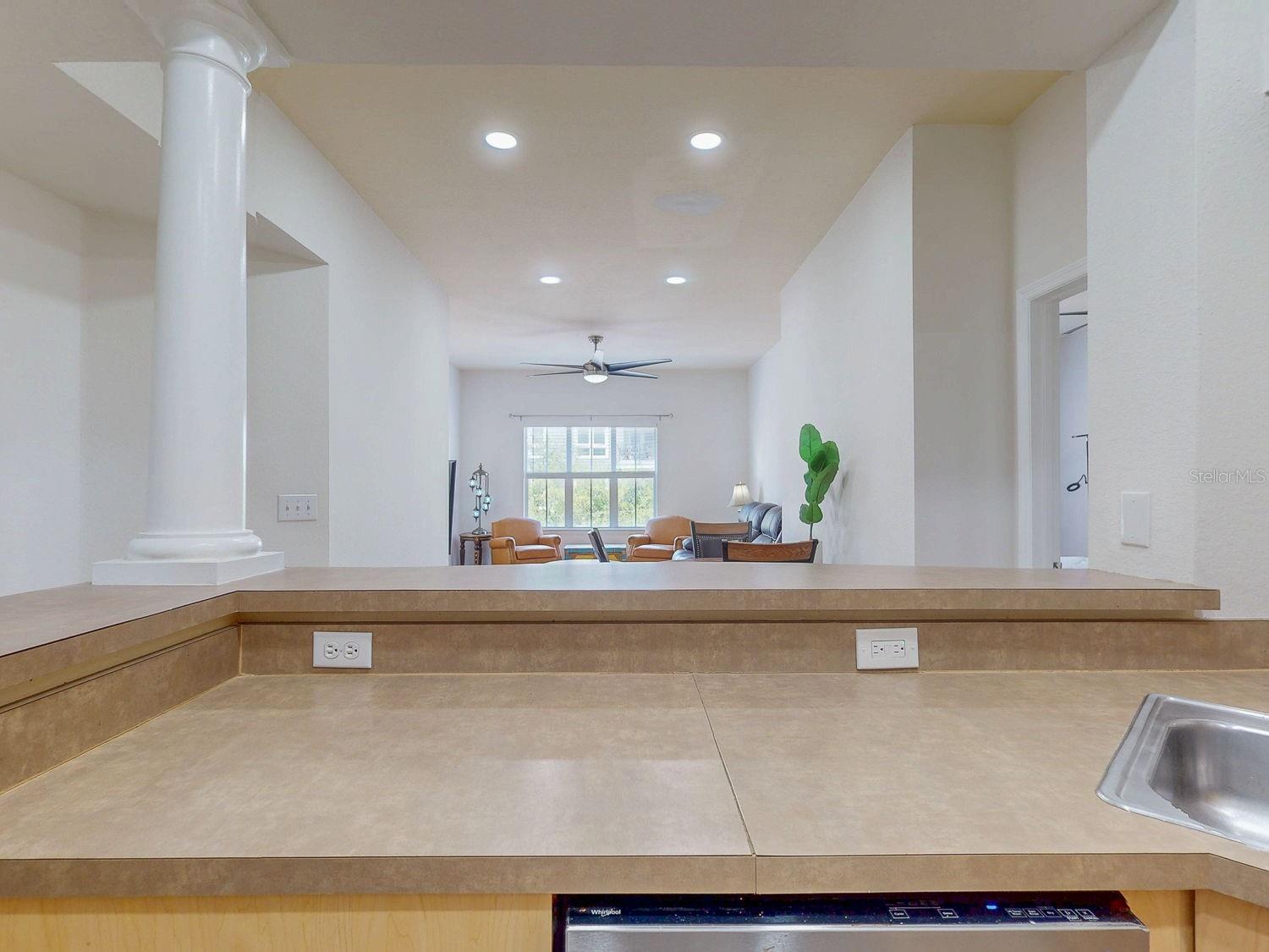 200 4TH AVE S #229, ST PETERSBURG, FL, 33701