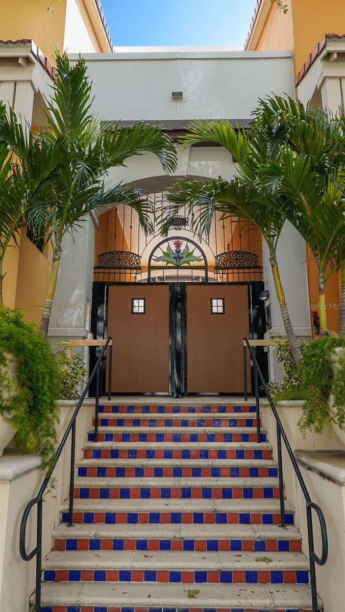 200 4TH AVE S #229, ST PETERSBURG, FL, 33701