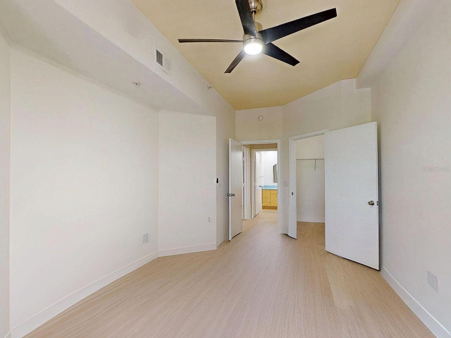 200 4TH AVE S #229, ST PETERSBURG, FL, 33701