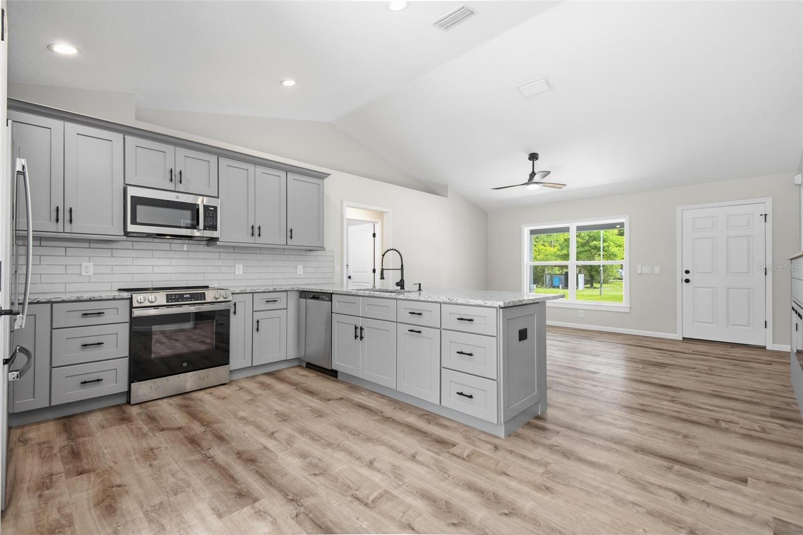 1730 BERRYBUSH ST, BUNNELL, FL, 32110