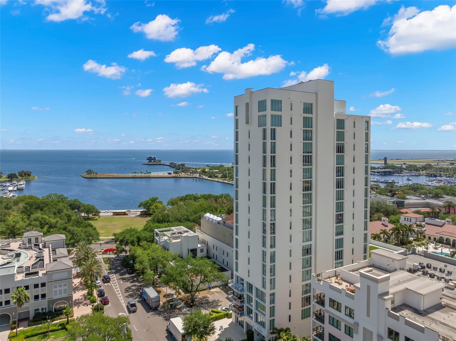 176 4TH AVE NE #1102, ST PETERSBURG, FL, 33701