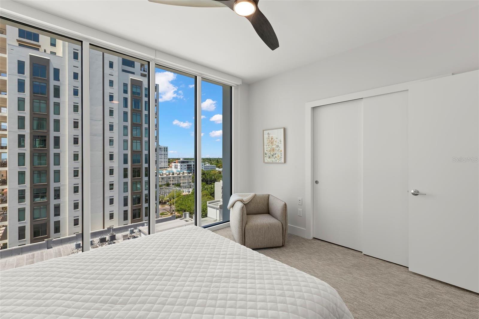 176 4TH AVE NE #1102, ST PETERSBURG, FL, 33701