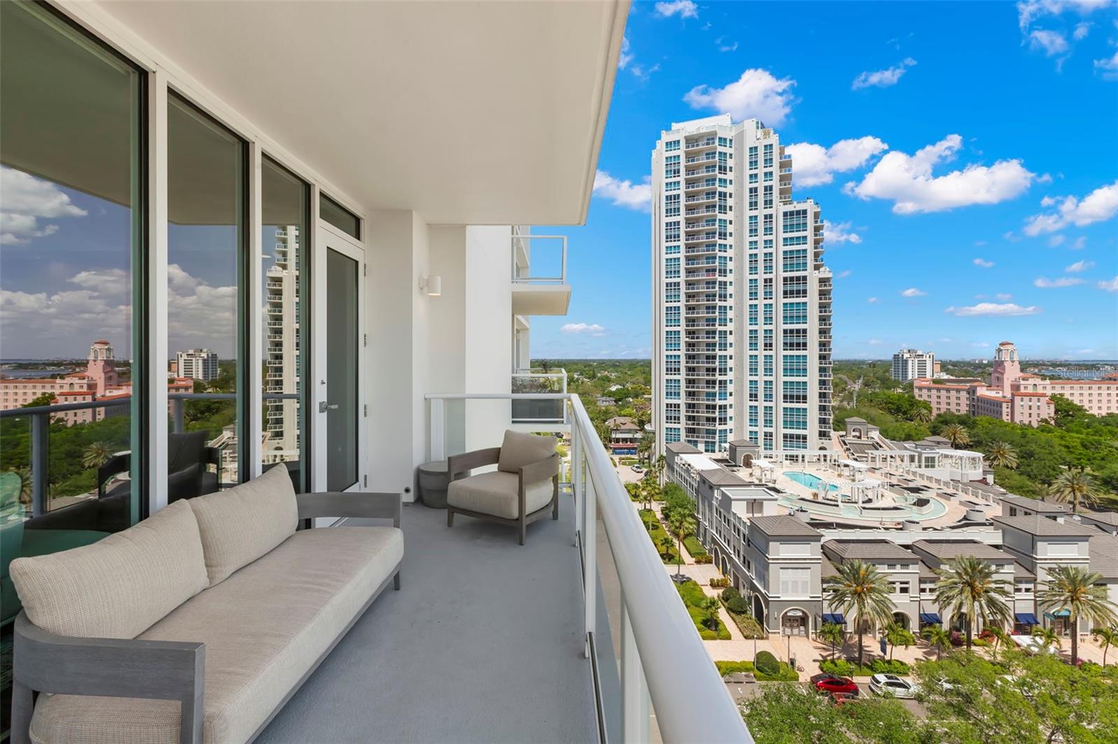 176 4TH AVE NE #1102, ST PETERSBURG, FL, 33701