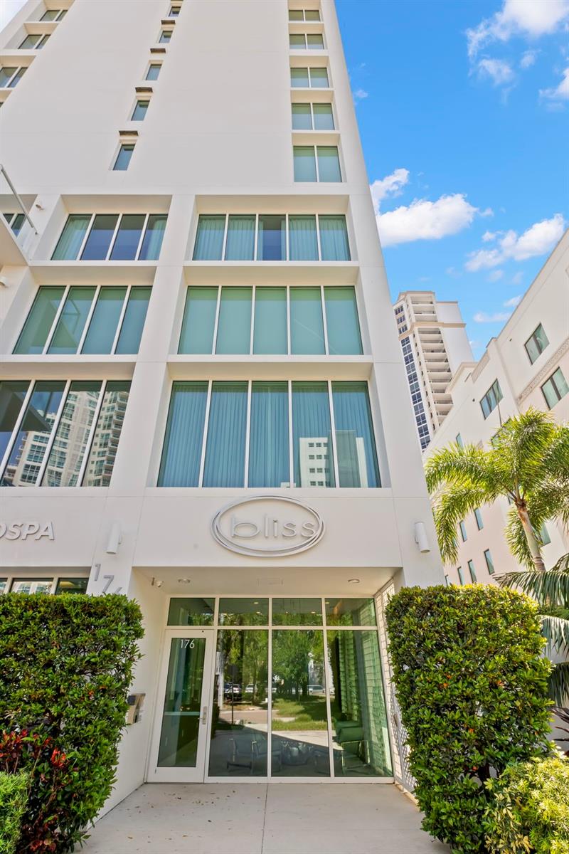 176 4TH AVE NE #1102, ST PETERSBURG, FL, 33701
