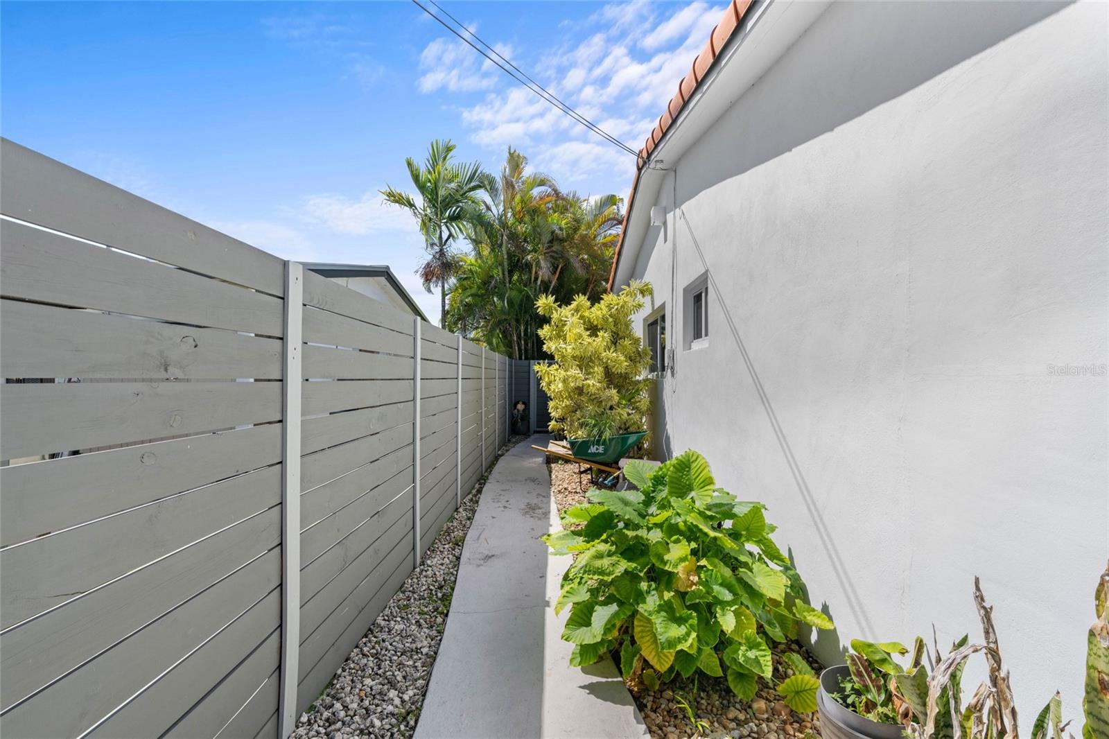 9451 SW 61ST ST, MIAMI, FL, 33173