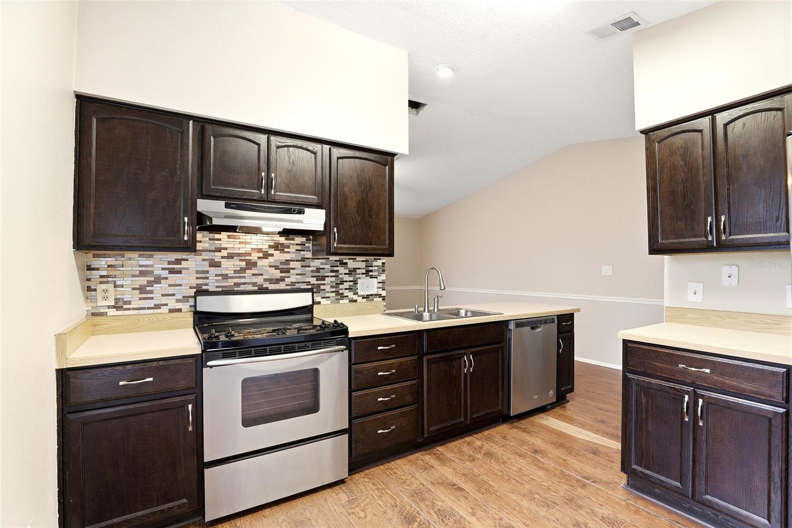 8909 CHERRYSTONE LN, ORLANDO, FL, 32825