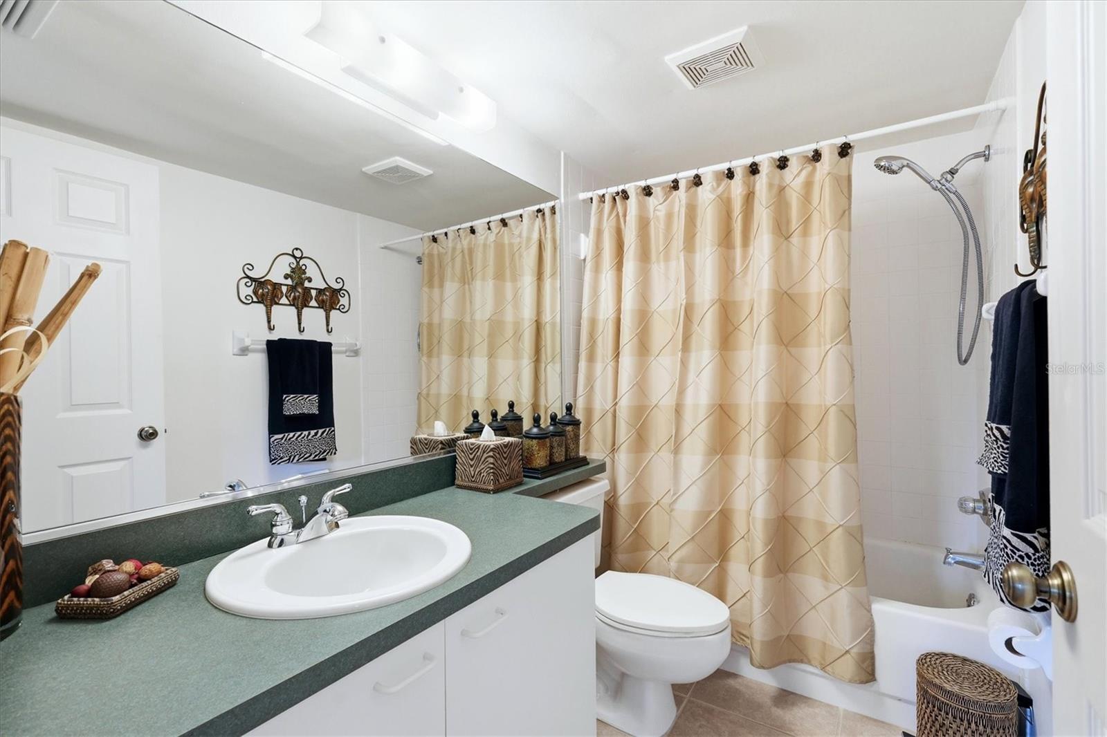 823 WEXFORD BLVD #823, VENICE, FL, 34293