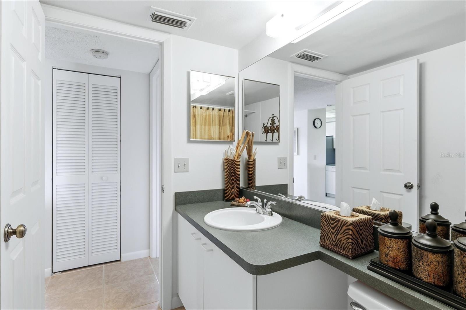 823 WEXFORD BLVD #823, VENICE, FL, 34293