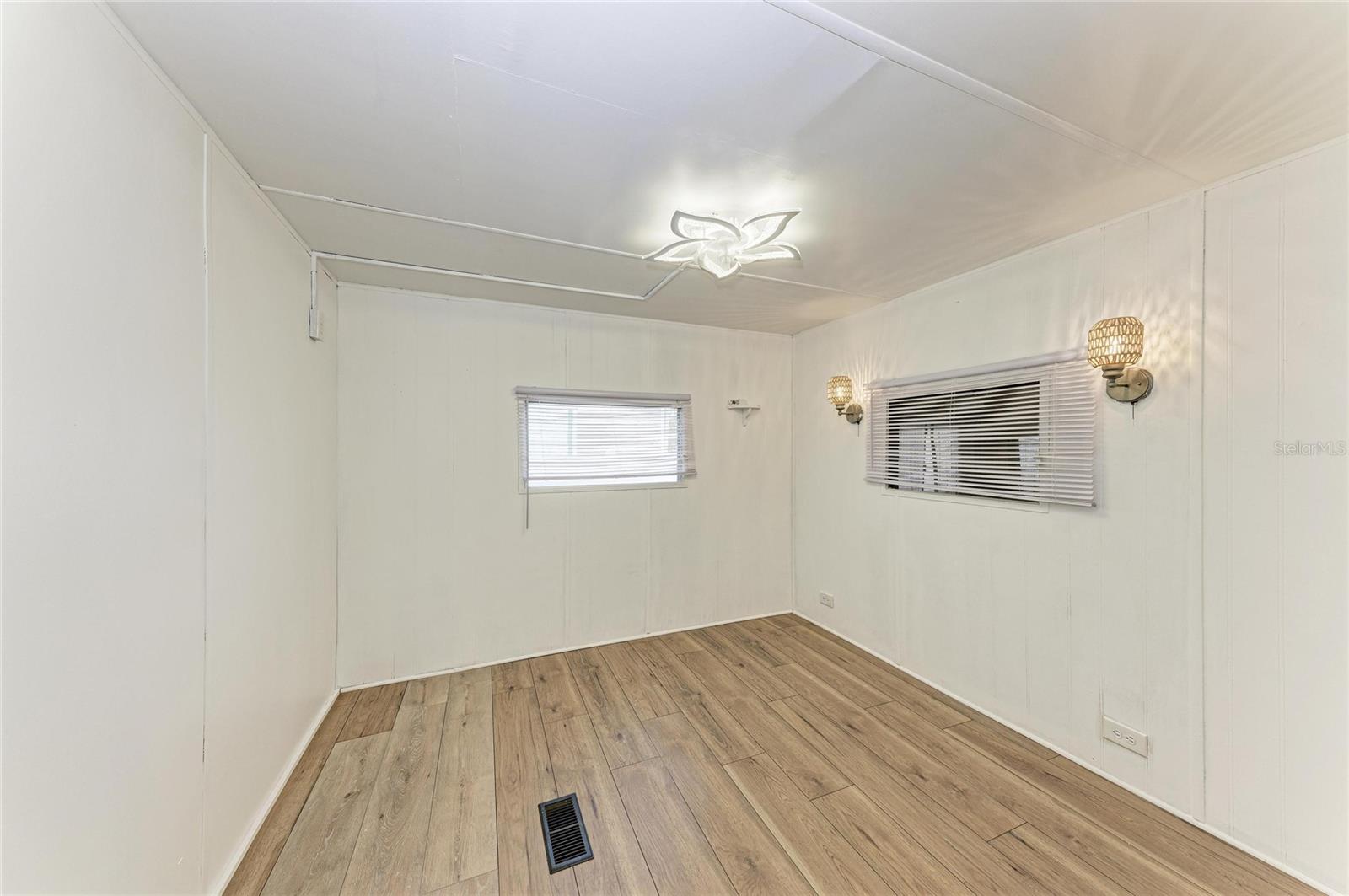 709 50TH AVENUE TER W, BRADENTON, FL, 34207