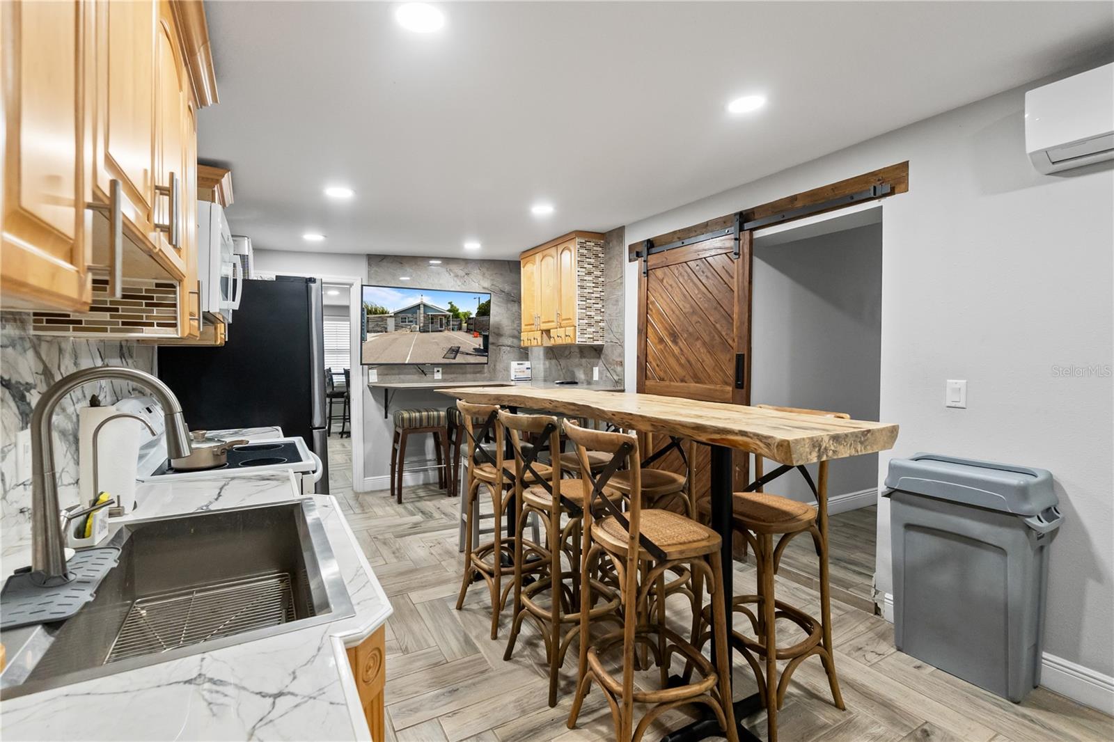 5424 EDGEWATER DR, ORLANDO, FL, 32810