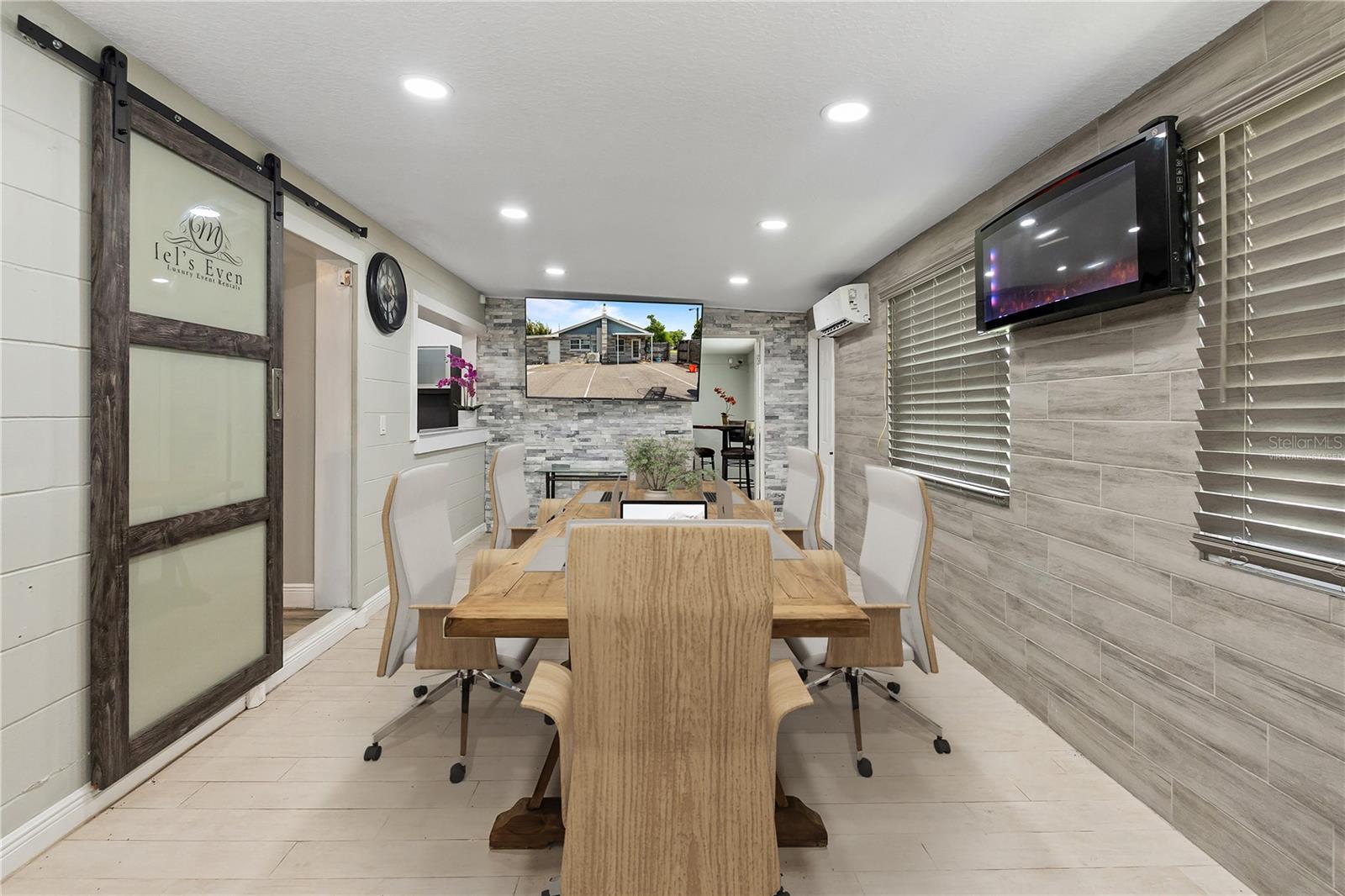 5424 EDGEWATER DR, ORLANDO, FL, 32810