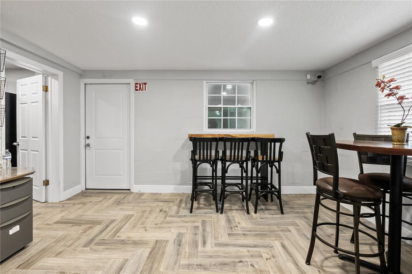 5424 EDGEWATER DR, ORLANDO, FL, 32810