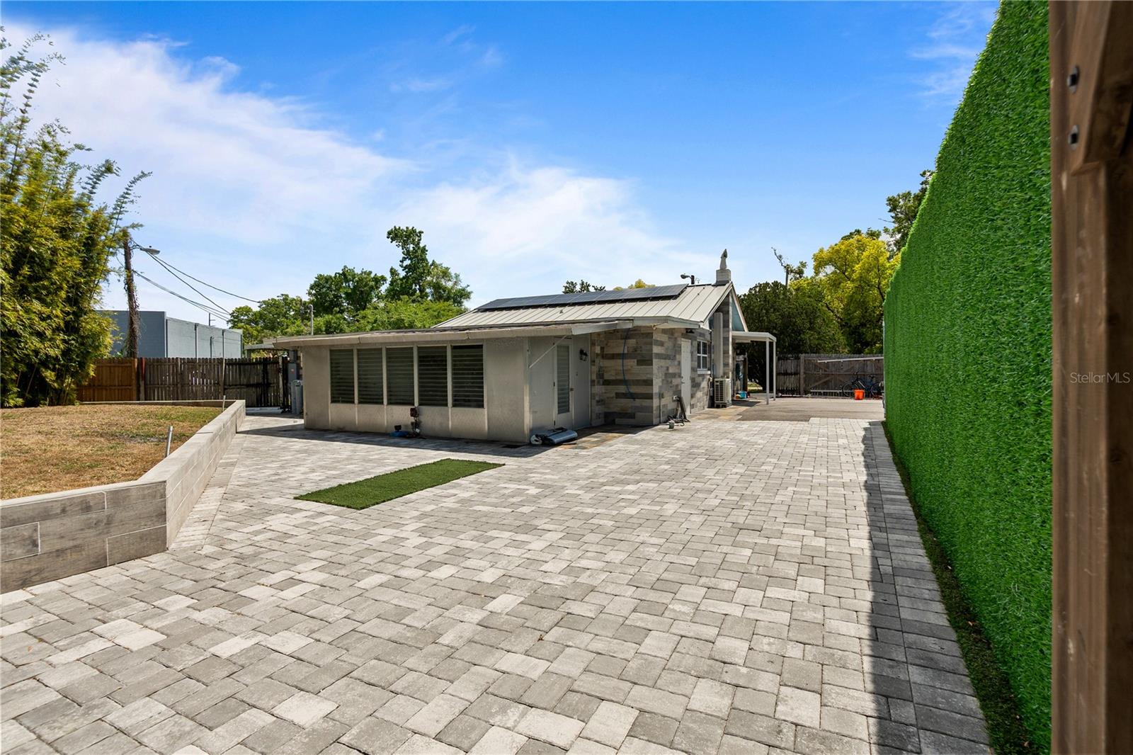 5424 EDGEWATER DR, ORLANDO, FL, 32810