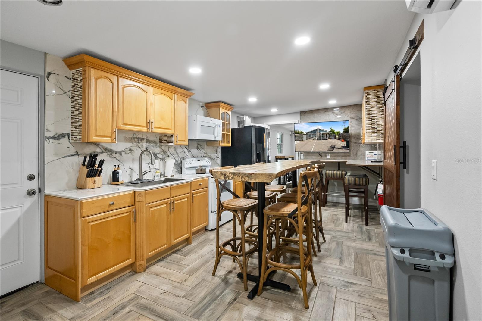 5424 EDGEWATER DR, ORLANDO, FL, 32810