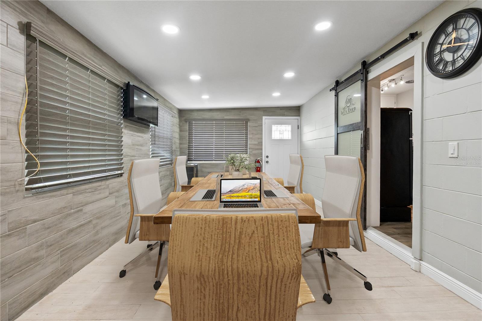 5424 EDGEWATER DR, ORLANDO, FL, 32810