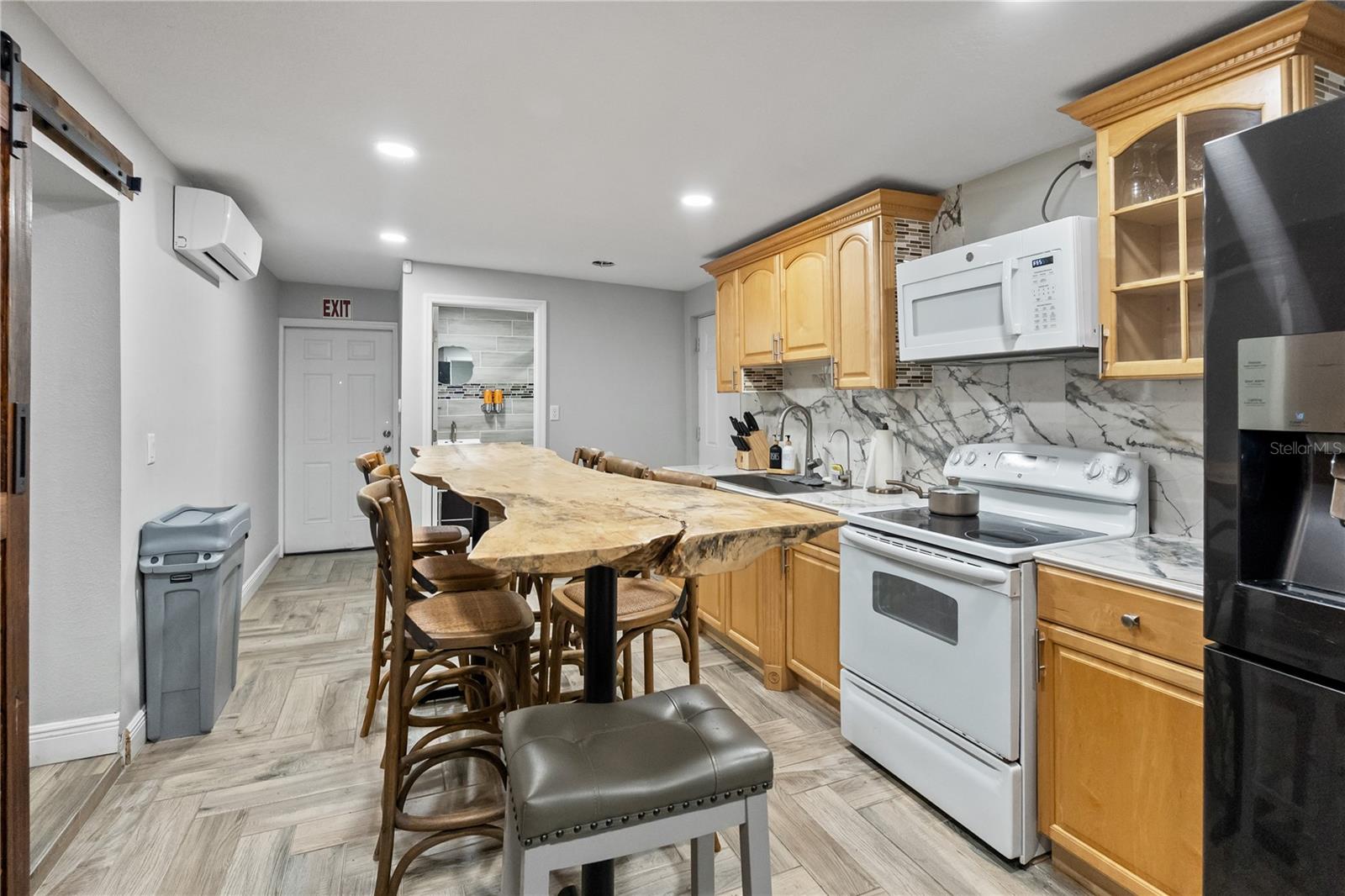 5424 EDGEWATER DR, ORLANDO, FL, 32810