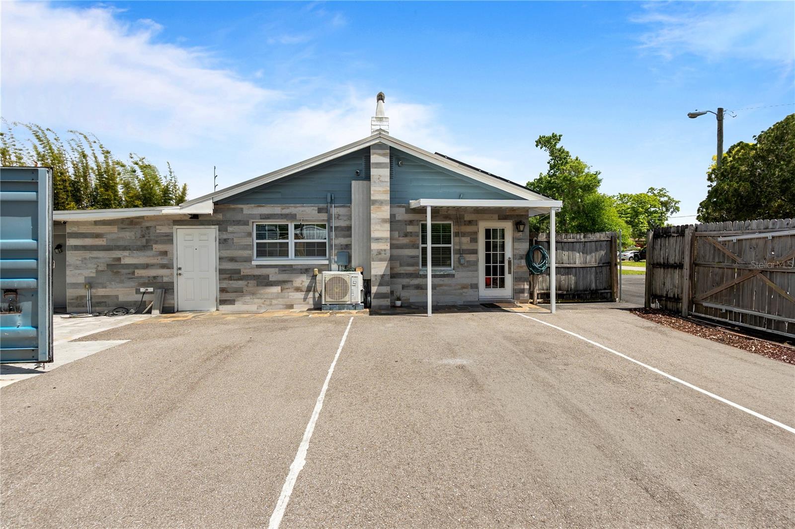 5424 EDGEWATER DR, ORLANDO, FL, 32810