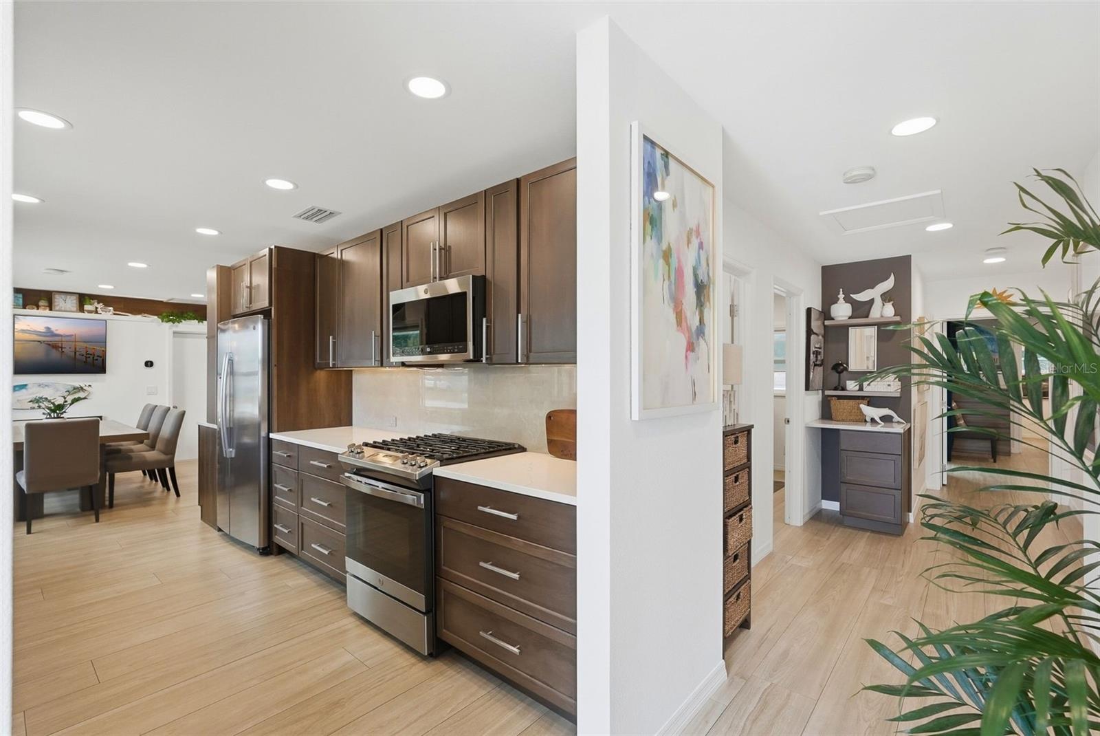 3698 61ST WAY N, ST PETERSBURG, FL, 33710