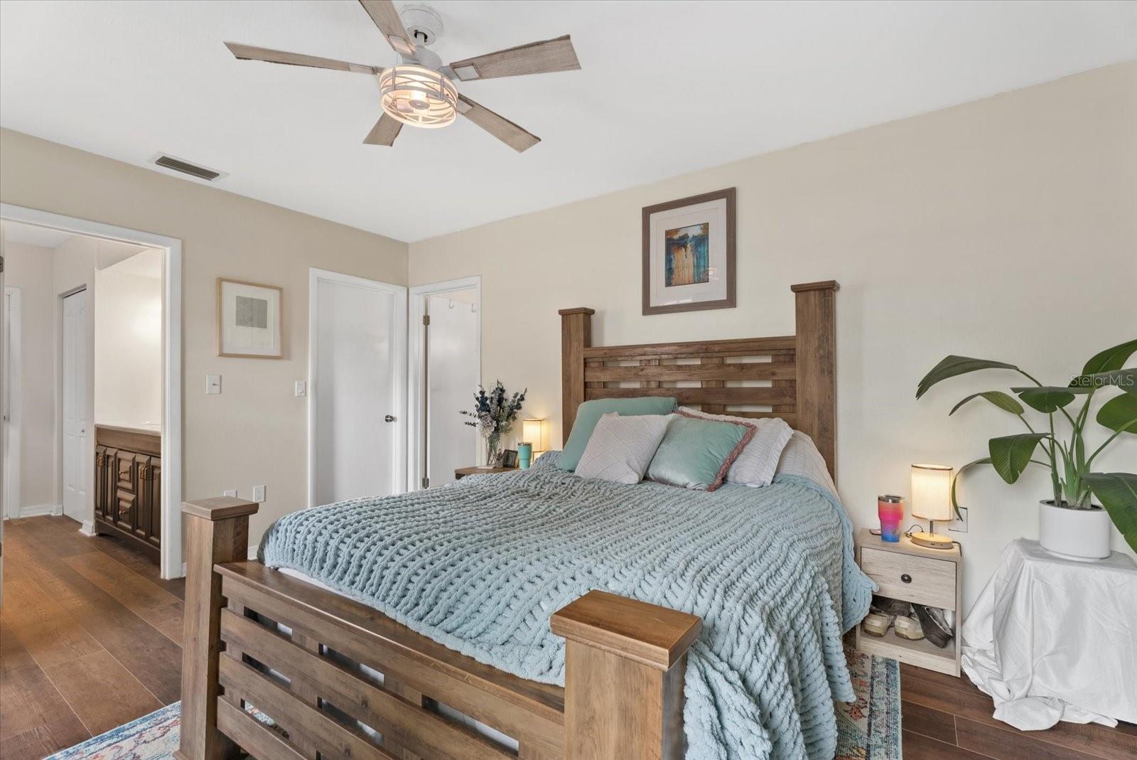 816 QUEEN PALM LN, SARASOTA, FL, 34243