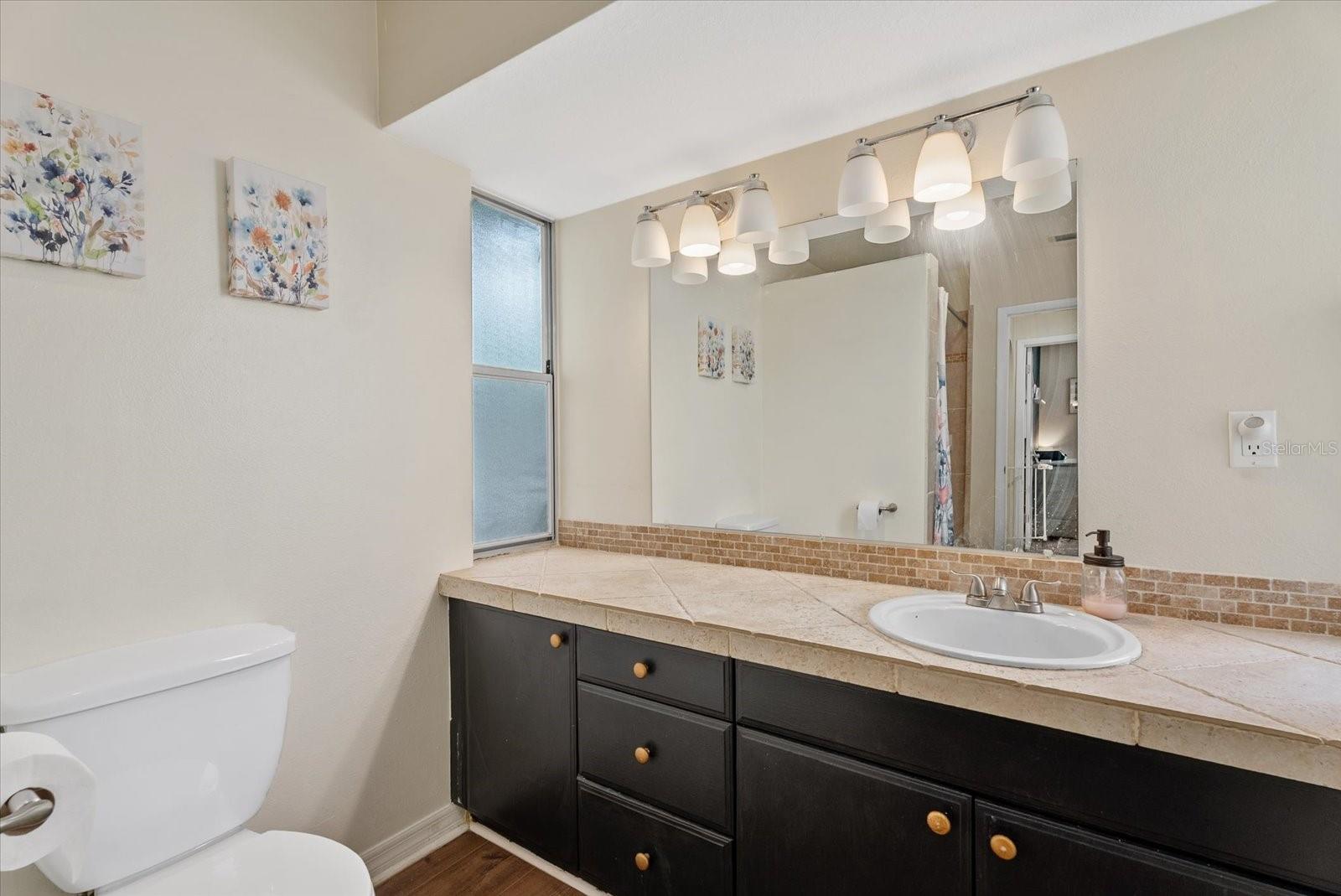 816 QUEEN PALM LN, SARASOTA, FL, 34243