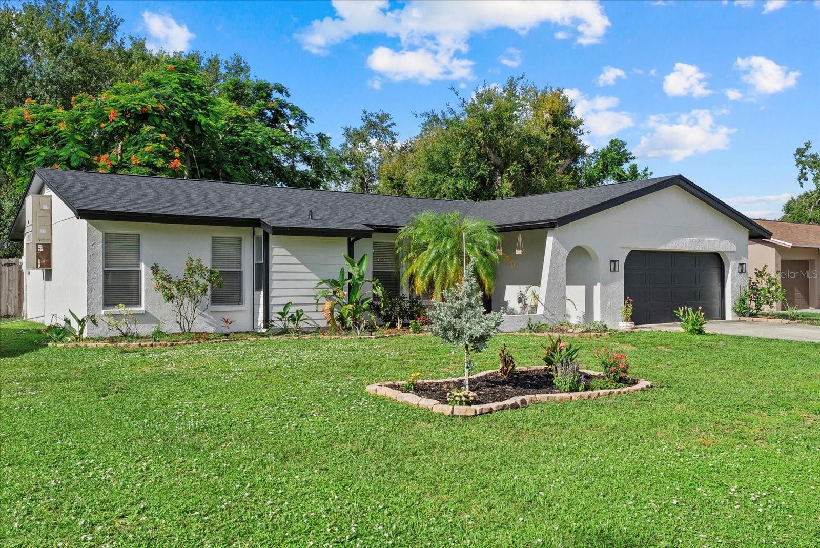 816 QUEEN PALM LN, SARASOTA, FL, 34243
