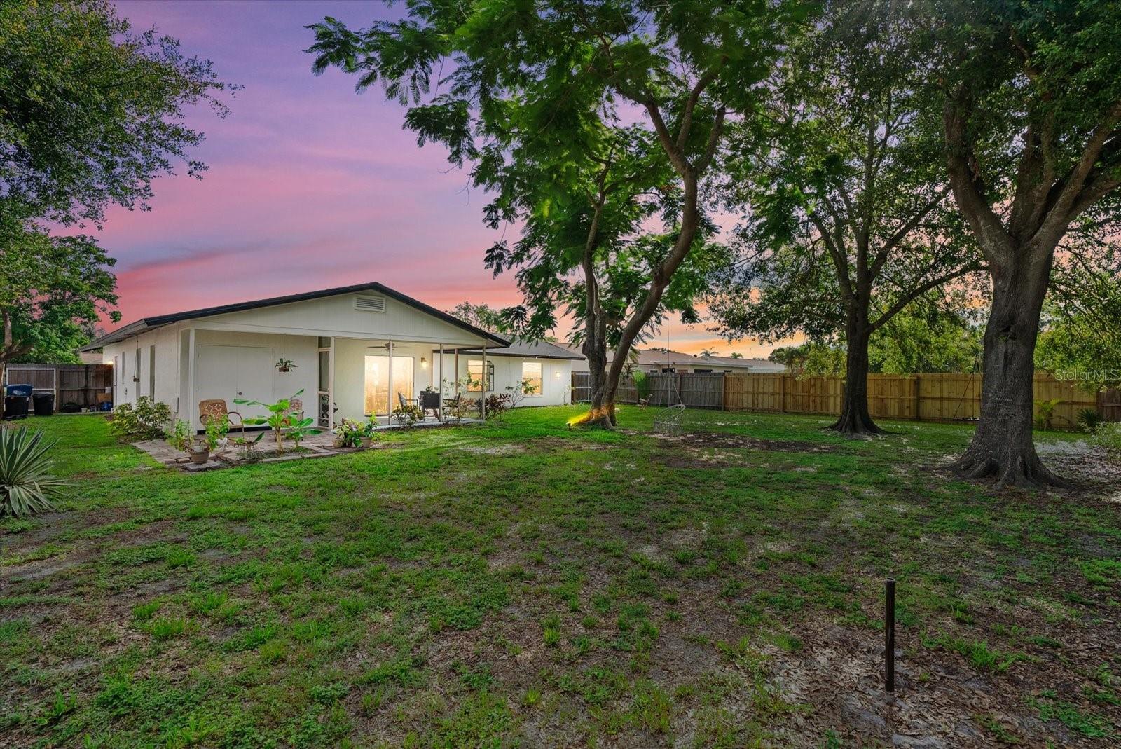 816 QUEEN PALM LN, SARASOTA, FL, 34243