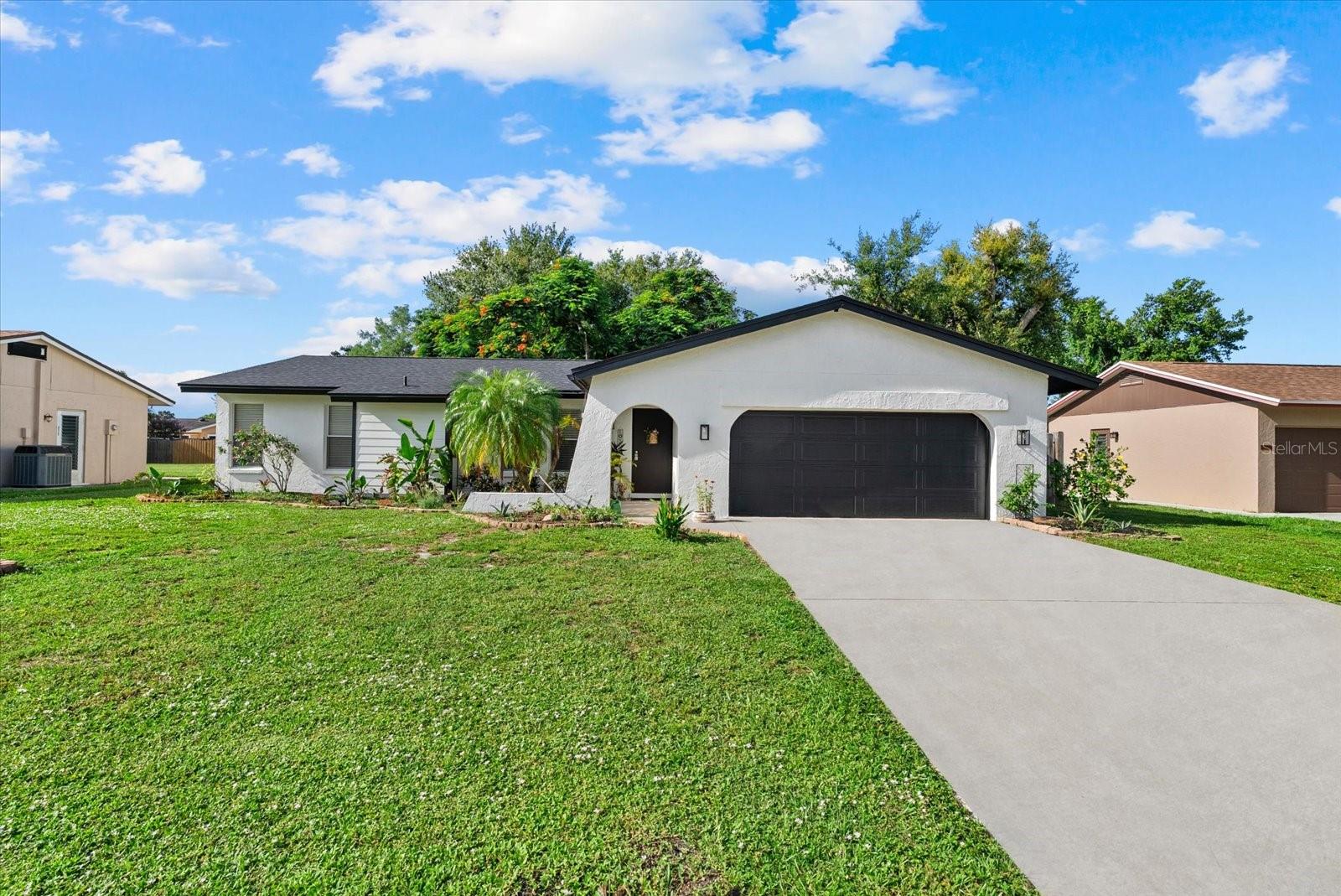 816 QUEEN PALM LN, SARASOTA, FL, 34243
