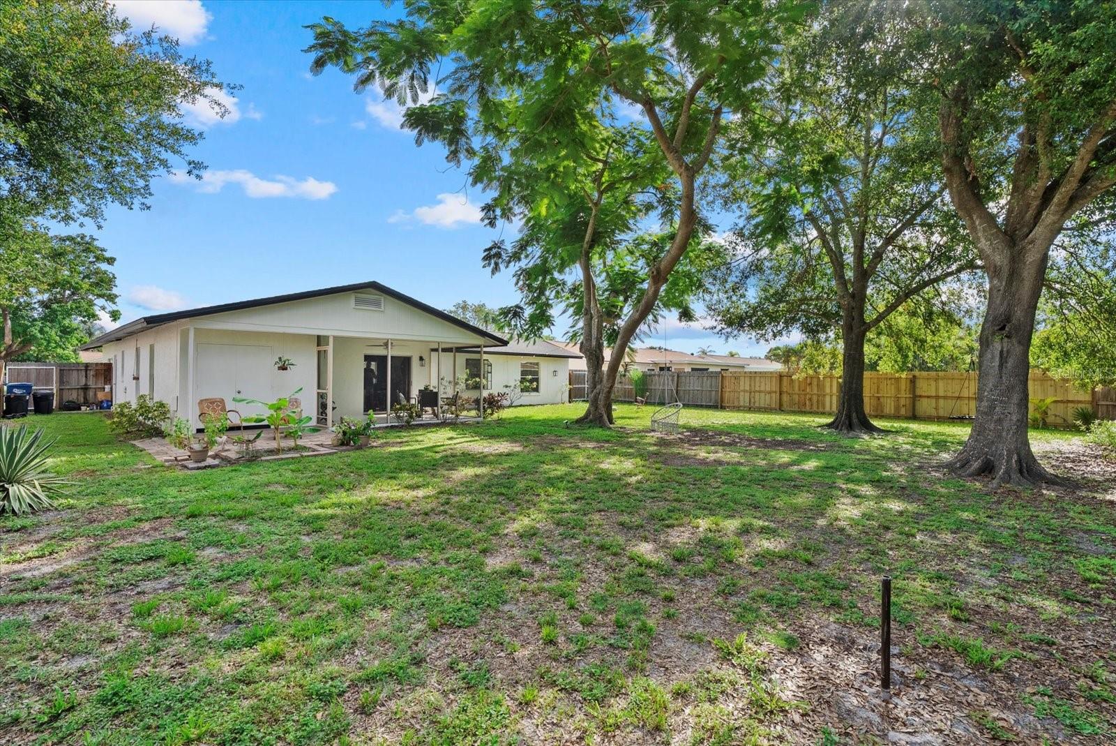 816 QUEEN PALM LN, SARASOTA, FL, 34243