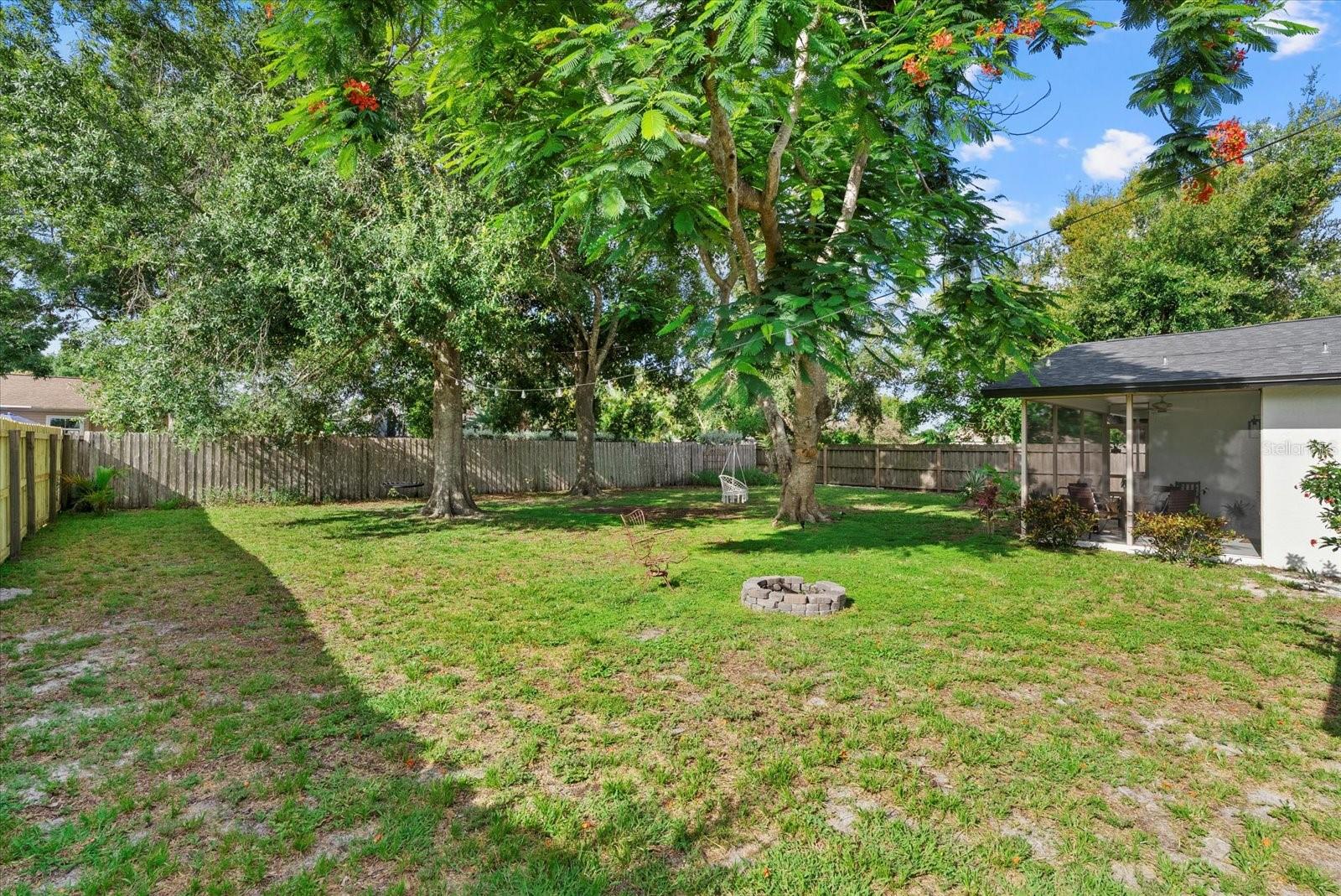 816 QUEEN PALM LN, SARASOTA, FL, 34243