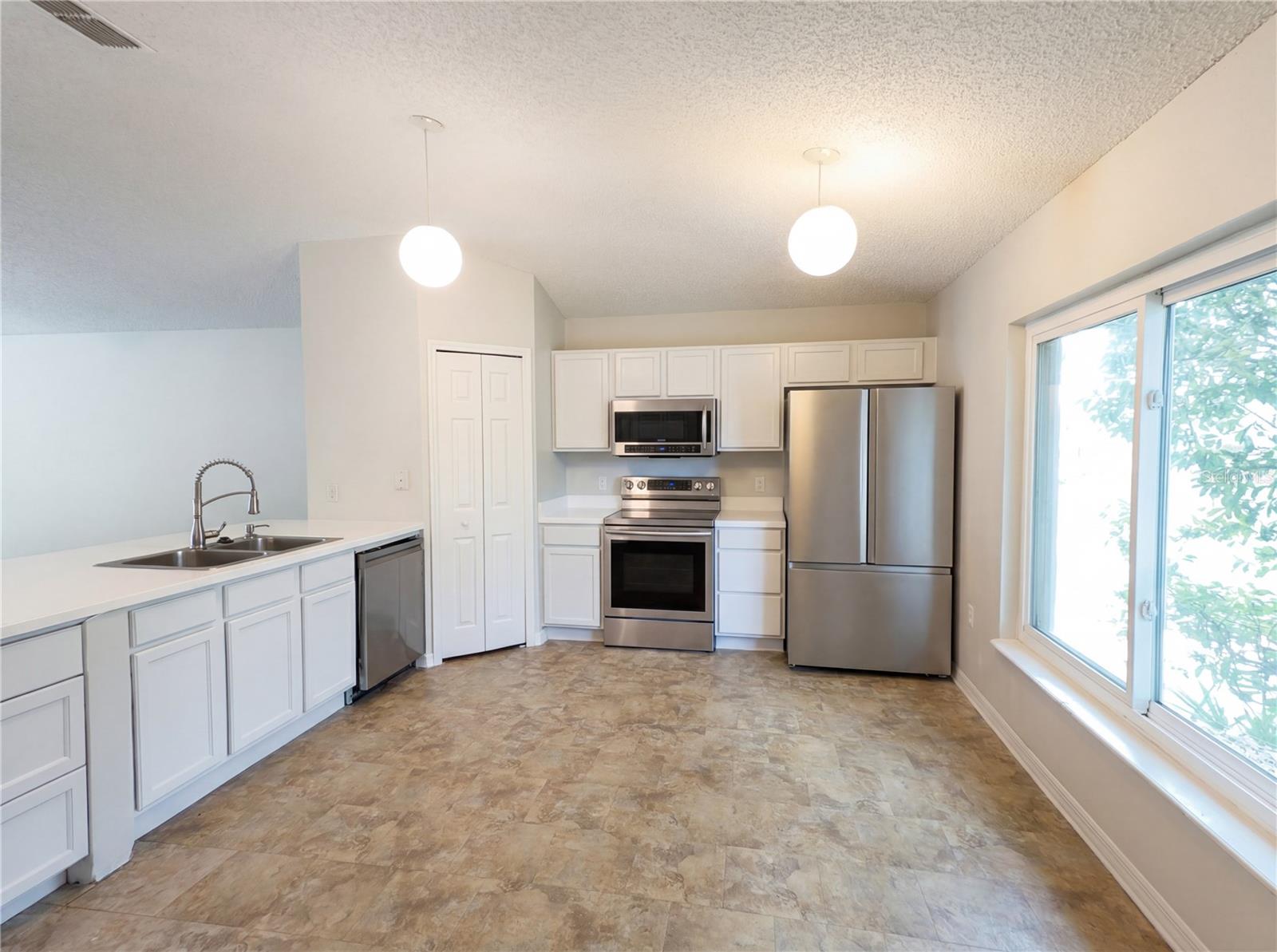 2483 WALKERTOWN AVE, DELTONA, FL, 32725