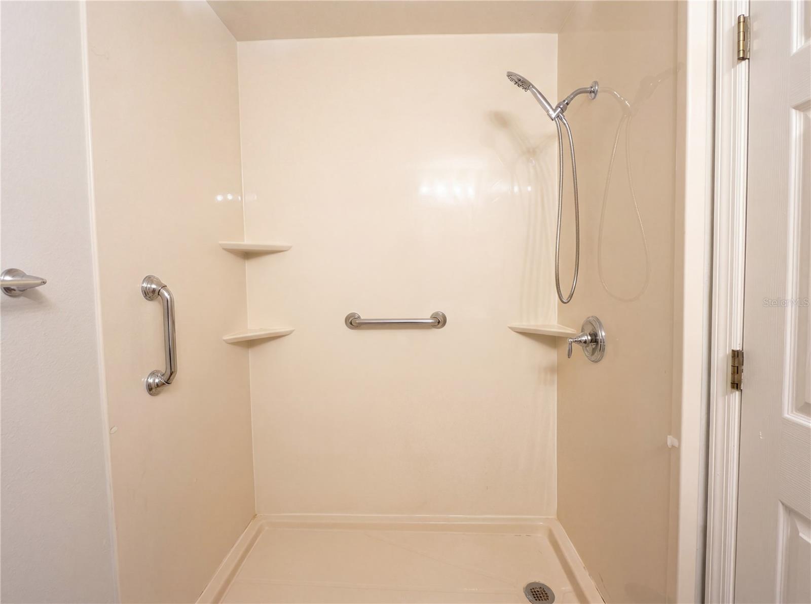 2483 WALKERTOWN AVE, DELTONA, FL, 32725