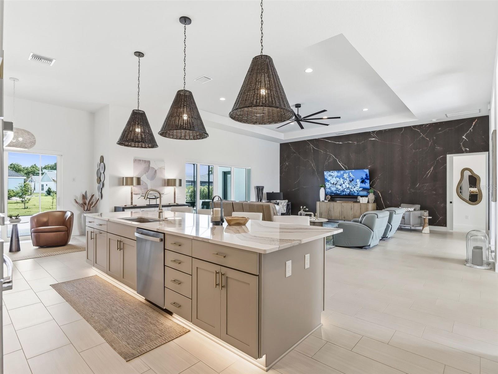 7095 JENNINGS CT, THE VILLAGES, FL, 34762