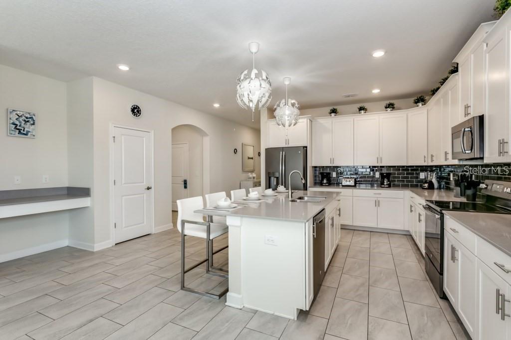 1561 FLANGE DR, DAVENPORT, FL, 33896