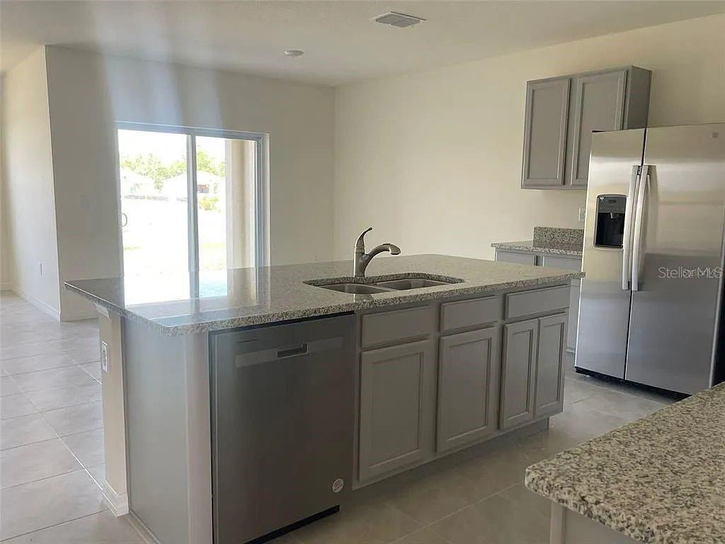 1246 RED HILL RD, DAVENPORT, FL, 33837
