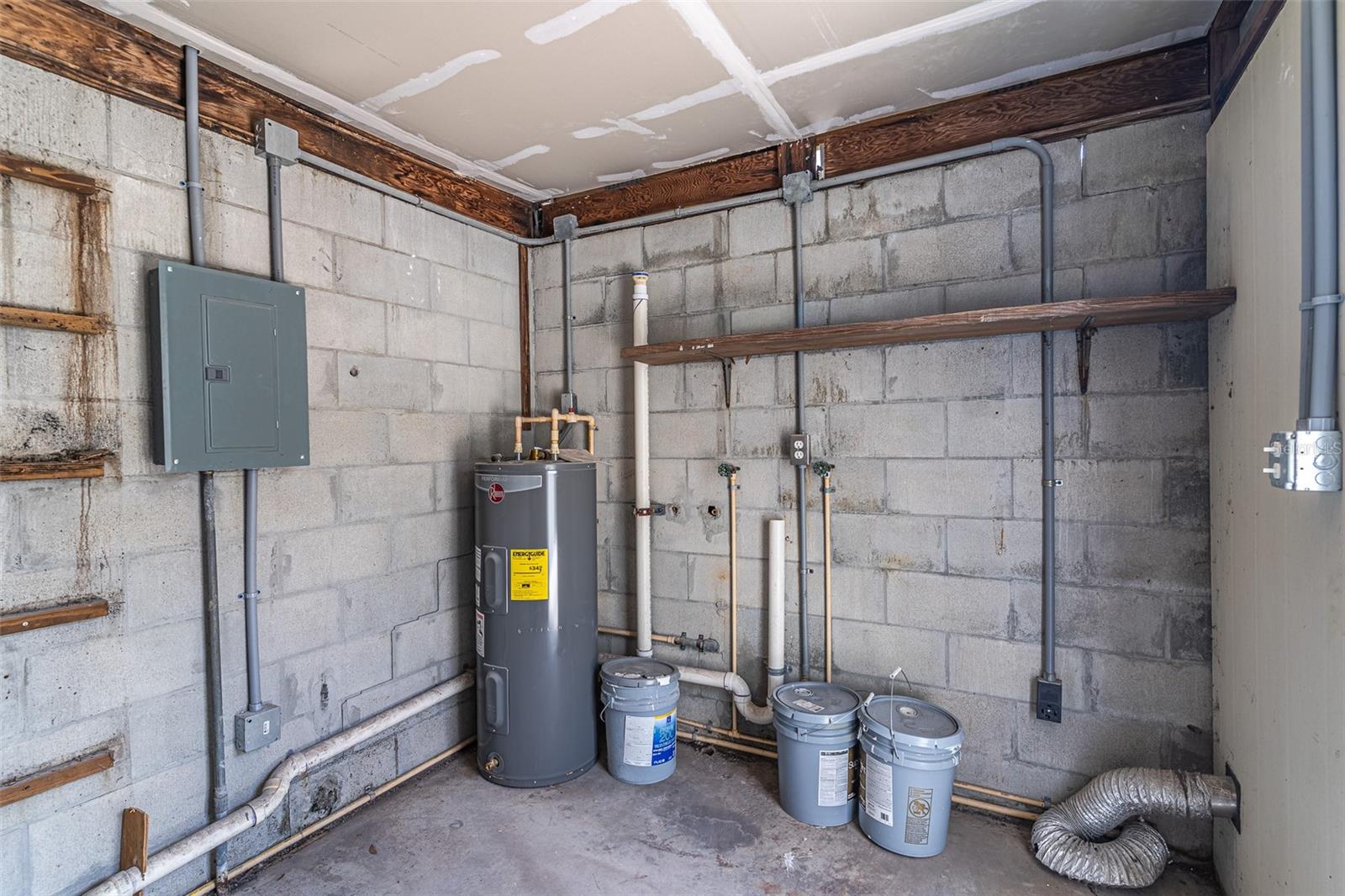 1558 DREXEL AVE NE, WINTER HAVEN, FL, 33881