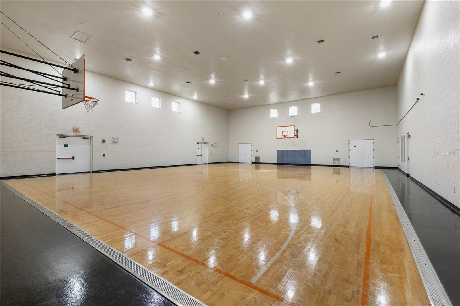 431 SOUTHERN PECAN CIR #201, WINTER GARDEN, FL, 34787