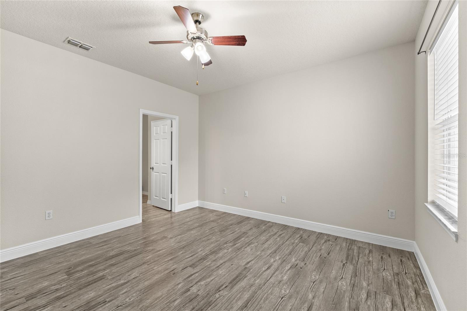 431 SOUTHERN PECAN CIR #201, WINTER GARDEN, FL, 34787